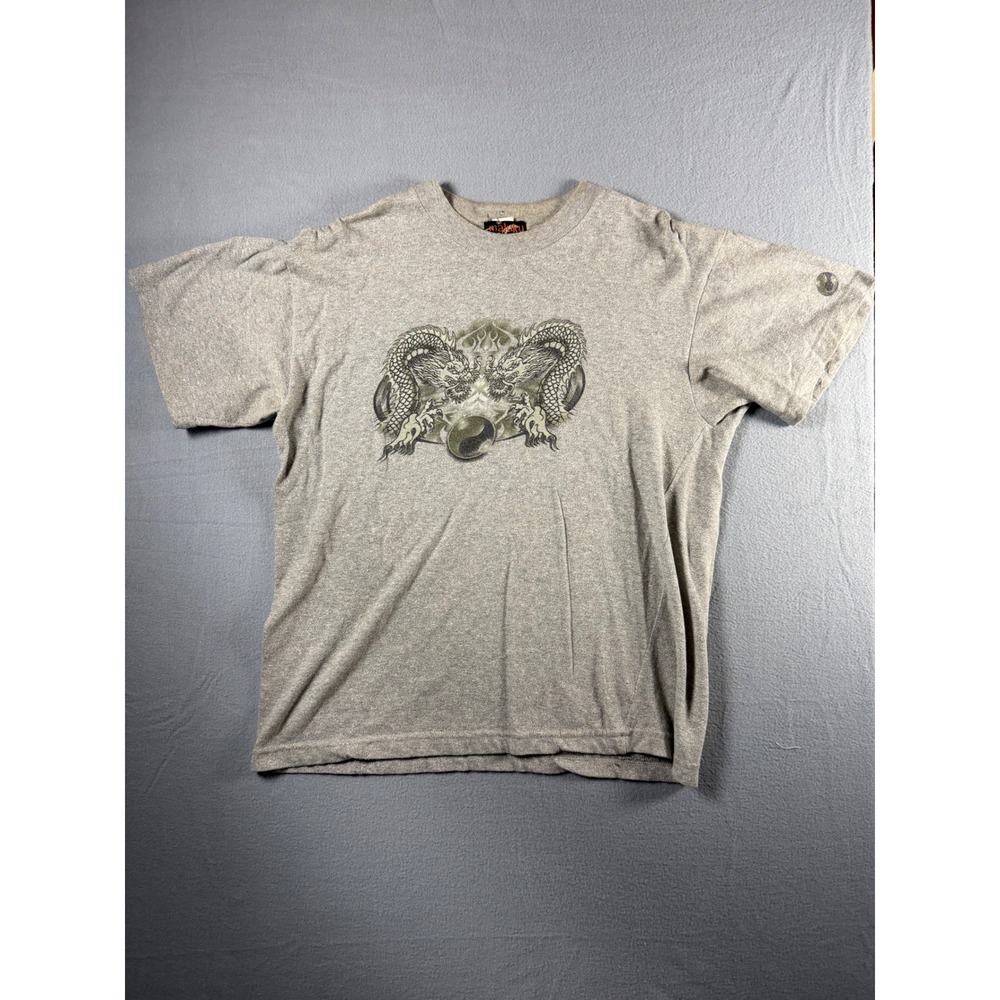 Vintage Maluku The Spice Islands Dragon Yin Yang Graphic T-Shirt Gray Mens L